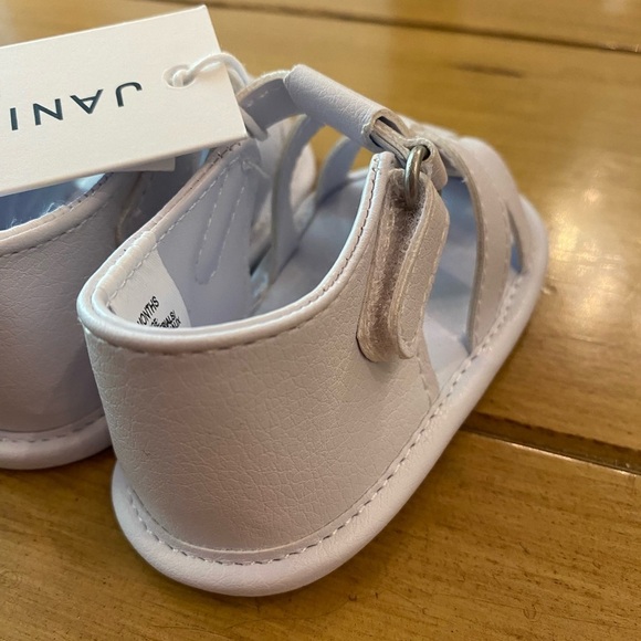 Janie & Jack Infant White Sandal 3-6 month NEW Fisherman style Velcro - Picture 3 of 11